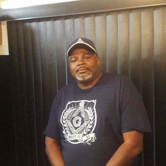 Meet your Posher, Jeff - Picture 1 of 1